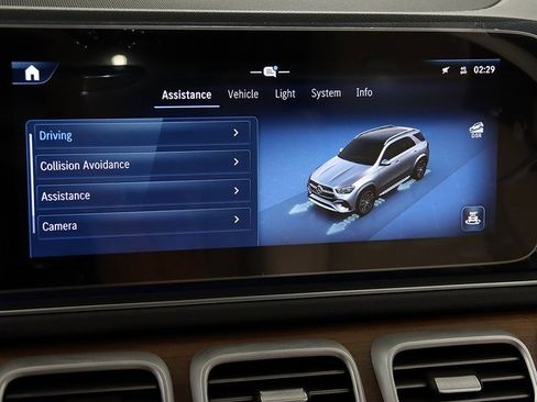 New 2025 Mercedes-Benz GLE 450 4MATIC image 18