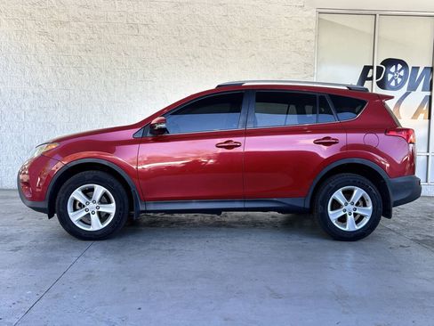 Used 2013 Toyota RAV4 XLE AWD/4WD image 5