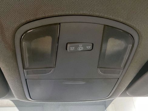 Used 2017 Hyundai Elantra SE FWD image 35