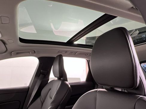 Certified 2025 Volvo XC60 B5 Core w/ Climate Package image 16