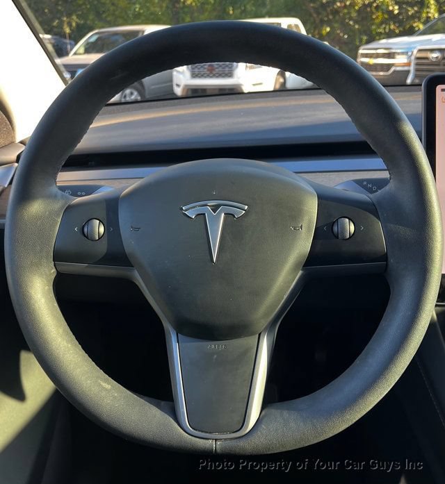 Used 2023 Tesla Model Y Long Range AWD/4WD image 14