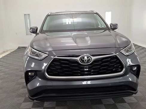 Certified 2020 Toyota Highlander Limited image 7