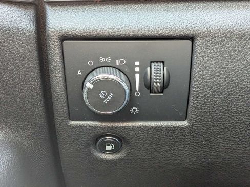 Certified 2021 Jeep Grand Cherokee Limited w/ Luxury Group II AWD/4WD image 26