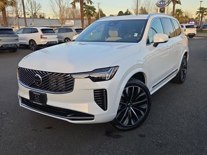 New 2026 Volvo XC90 B6 Plus w/ Protection Package Premier