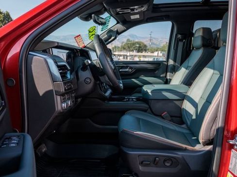 Used 2026 GMC Yukon AT4 w/ AT4 Premium Plus Package AWD/4WD image 6