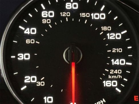 Used 2023 Audi Q5 2.0T Premium w/ Convenience Package image 27