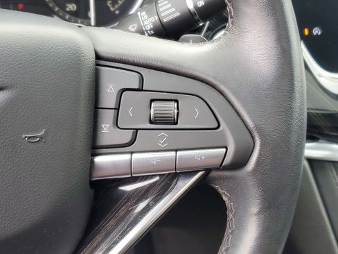 Used 2023 Cadillac XT6 Premium Luxury image 15