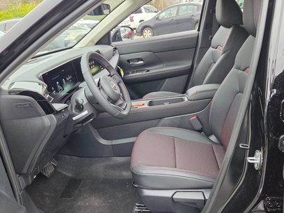 New 2026 Nissan Kicks SR w/ Cold Weather Package