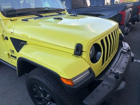 Used 2023 Jeep Wrangler Sport S image 16