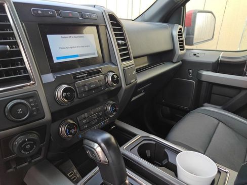 Used 2019 Ford F150 Raptor w/ Equipment Group 802A Luxury AWD/4WD image 14