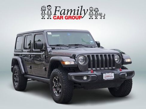 Used 2023 Jeep Wrangler Unlimited Rubicon w/ Cold Weather Group AWD/4WD image 2
