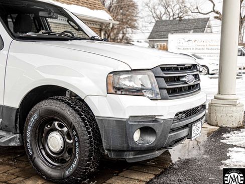 Used 2016 Ford Expedition XL image 4