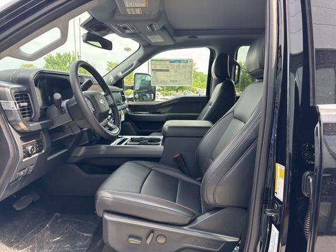 New 2025 Ford F350 Lariat w/ Lariat Ultimate Package image 9