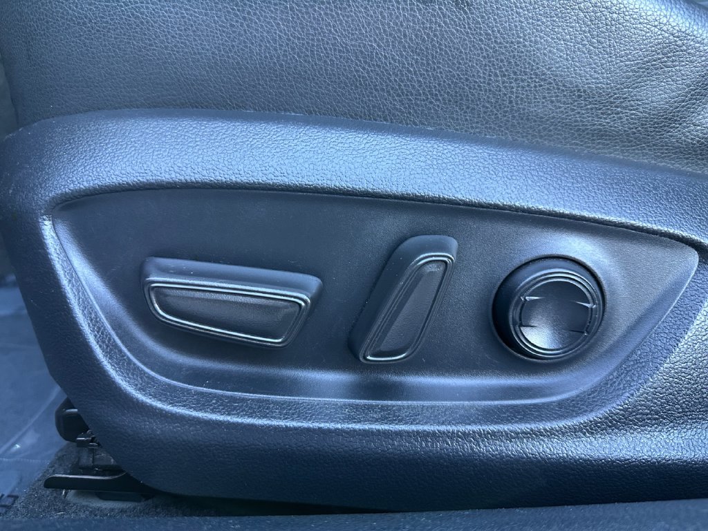 Used 2023 Toyota Camry SE FWD image 26