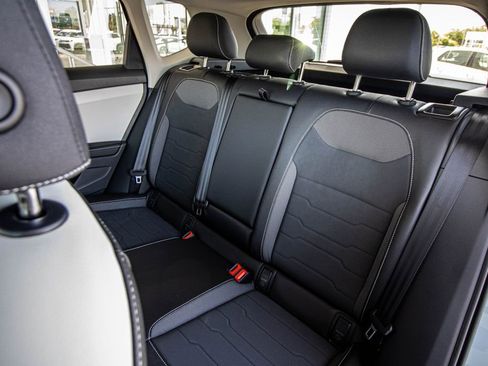 New 2026 Volkswagen Taos SE AWD/4WD image 29