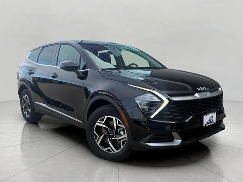 Certified 2025 Kia Sportage LX image 1