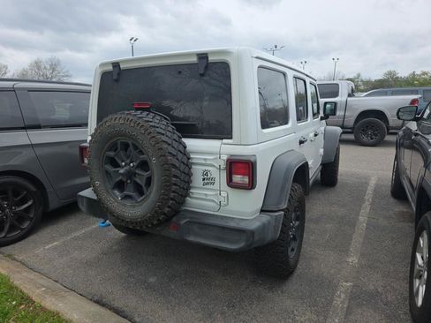 Used 2023 Jeep Wrangler Unlimited image 3