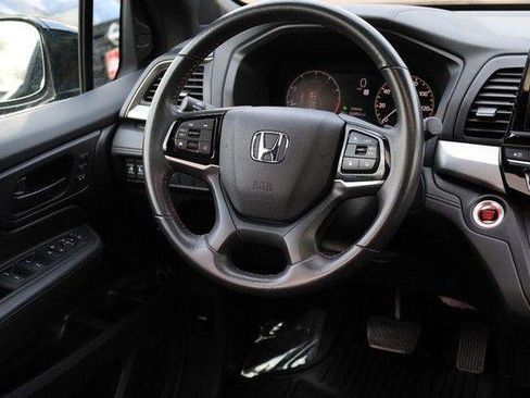 Used 2025 Honda Odyssey Sport-L image 24