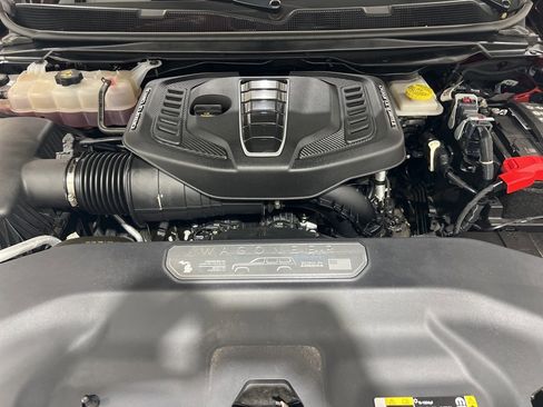 Used 2024 Jeep Grand Wagoneer L Series III image 28