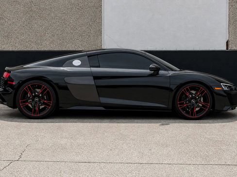 Used 2021 Audi R8 V10 RWD image 6
