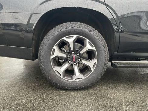 Used 2026 GMC Yukon AT4 Ultimate AWD/4WD image 11