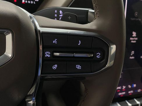Certified 2026 GMC Yukon Denali w/ Denali Reserve Package AWD/4WD image 19