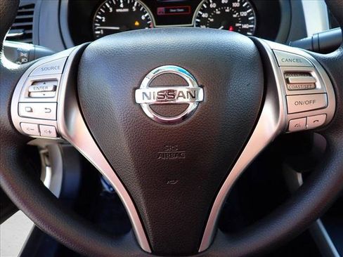 Used 2015 Nissan Altima 2.5 S w/ Sport Value Package image 14