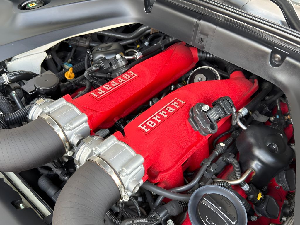 Used 2015 Ferrari California T RWD image 49