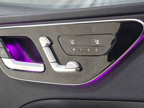 Used 2023 Mercedes-Benz C 300 C 300 image 23