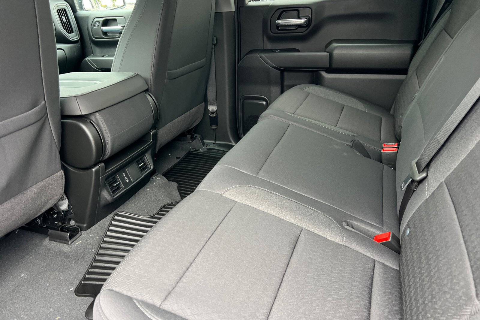 New 2026 Chevrolet Silverado 1500 Custom AWD/4WD image 9