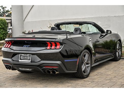 Used 2025 Ford Mustang GT Premium RWD image 14