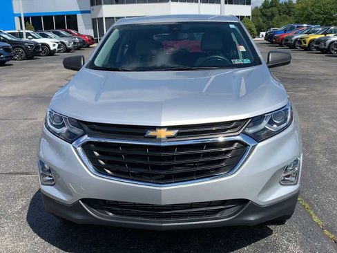 Certified 2021 Chevrolet Equinox LS AWD/4WD image 3