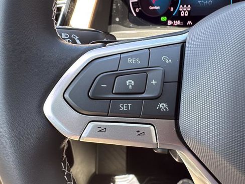 New 2026 Volkswagen Atlas SE FWD image 18