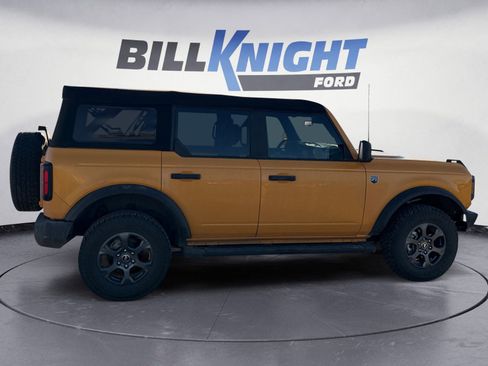 Used 2022 Ford Bronco Big Bend image 6