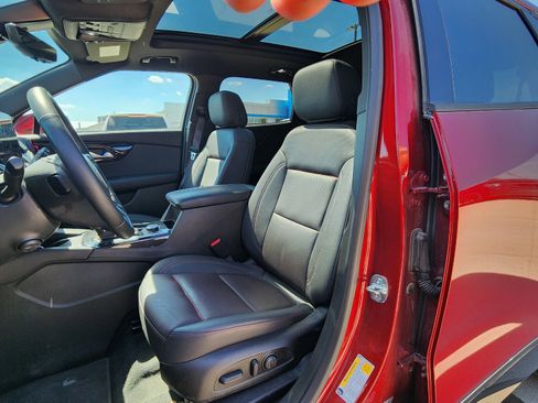 Used 2025 Chevrolet Blazer RS w/ Driver Confidence II Package AWD/4WD image 8