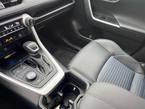 Used 2023 Toyota RAV4 XSE image 19