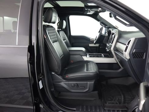 Used 2022 Ford F250 Lariat w/ Black Appearance Package image 82