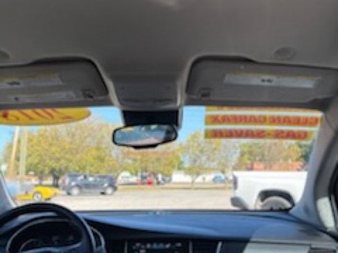 Used 2018 Buick Encore Preferred image 14