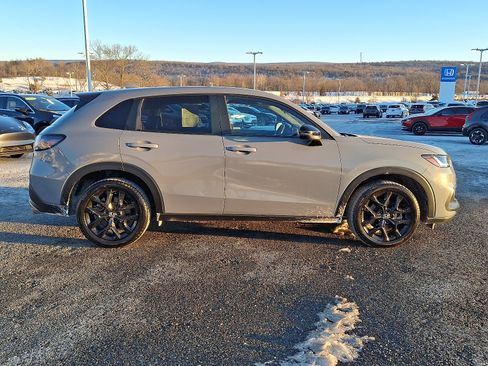 Certified 2023 Honda HR-V Sport image 7