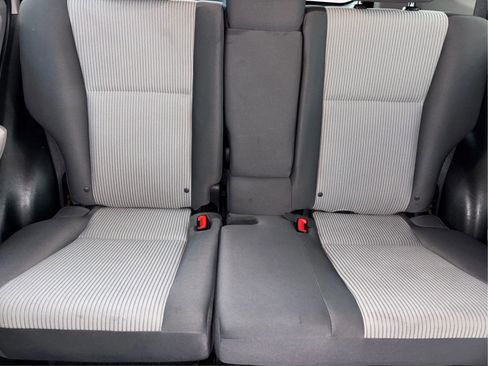 Used 2013 Toyota RAV4 LE AWD/4WD image 20