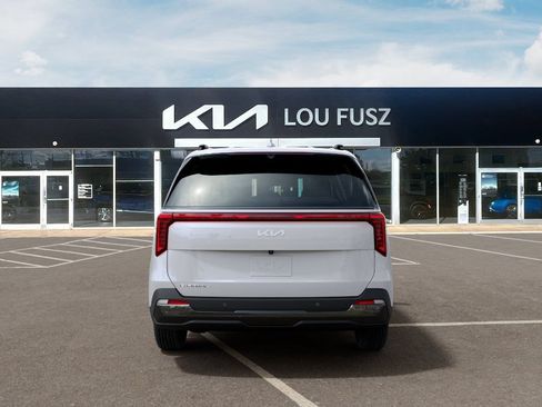Used 2026 Kia Carnival SX Prestige FWD image 5