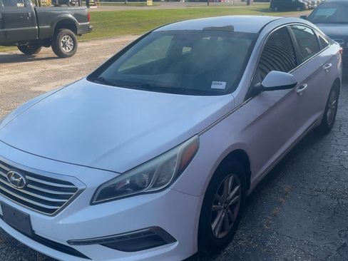 Used 2015 Hyundai Sonata SE FWD image 7