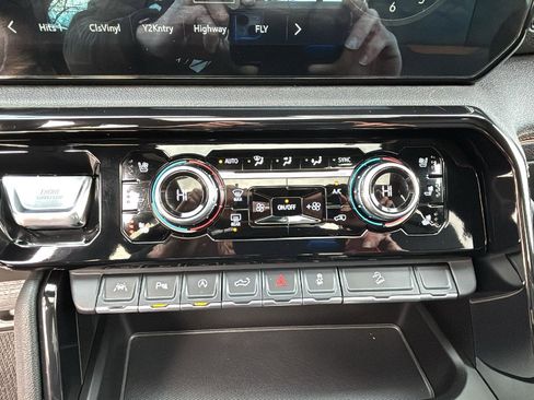 Certified 2025 GMC Sierra 1500 AT4 w/ AT4 Premium Package image 20