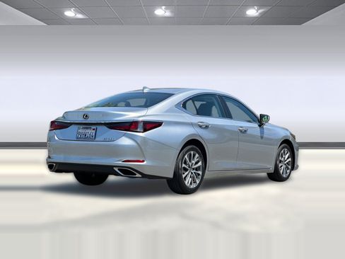 Certified 2025 Lexus ES 350 w/ Accessory Package (Z2) FWD image 9