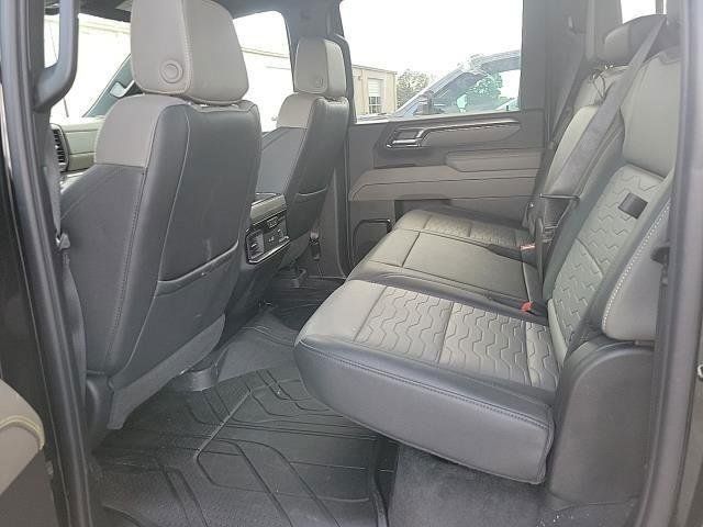 Used 2026 Chevrolet Silverado 2500 ZR2 AWD/4WD image 7