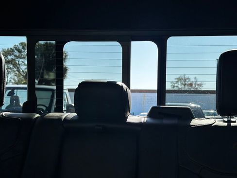 New 2025 Ford F150 King Ranch w/ FX4 Off-Road Package image 90