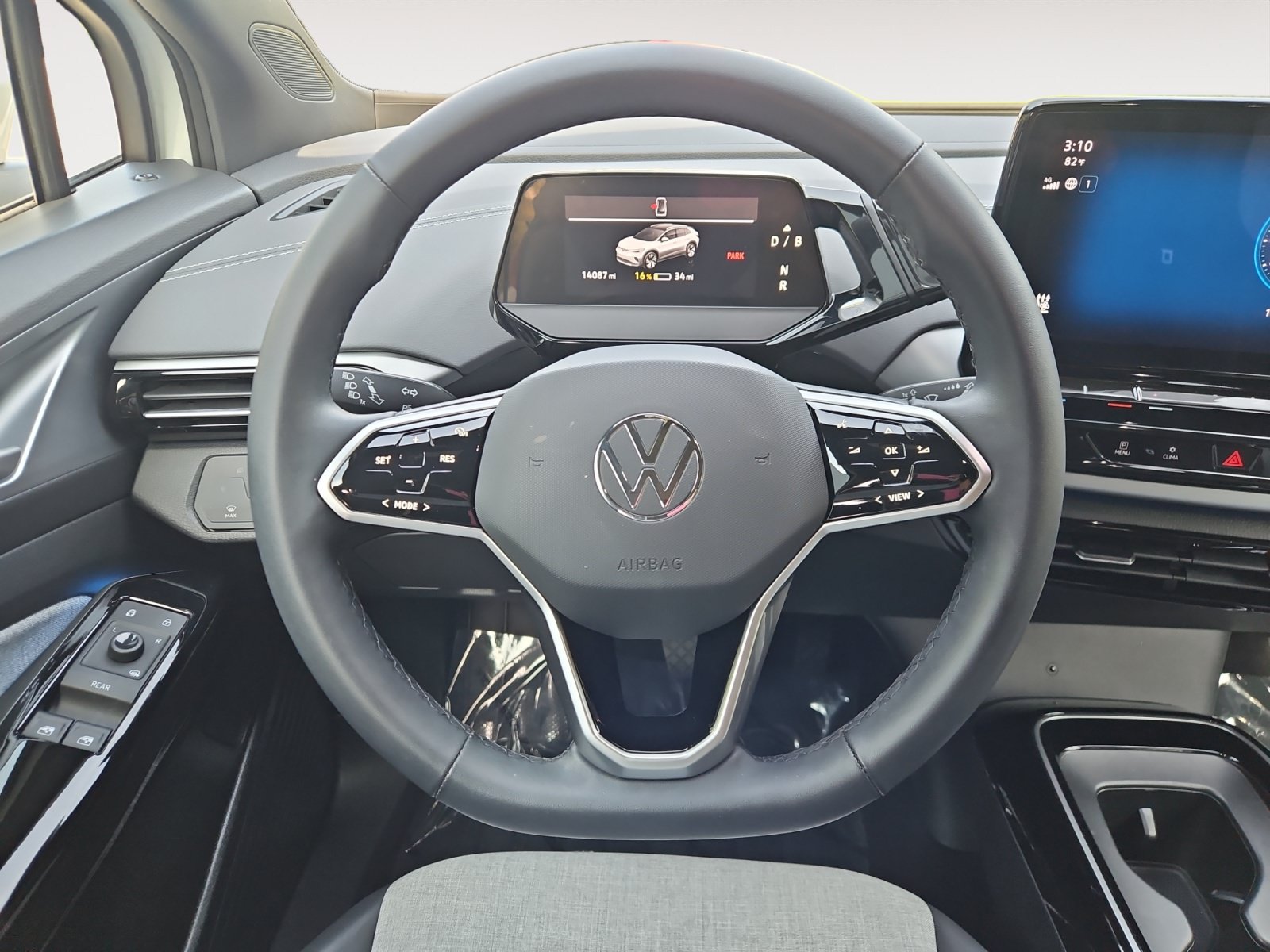 Used 2024 Volkswagen ID.4 2WD image 12