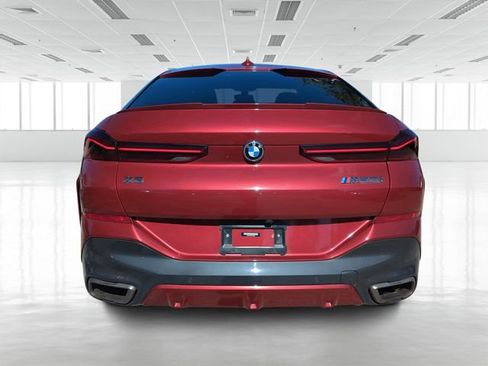Certified 2023 BMW X6 M50i w/ Dynamic Handling Package image 5