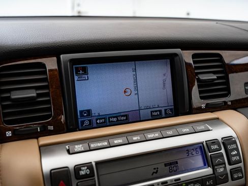 Used 2006 Lexus SC 430 Convertible RWD image 37