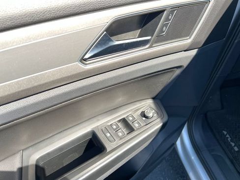 Used 2019 Volkswagen Atlas SE w/ Towing Package AWD/4WD image 14